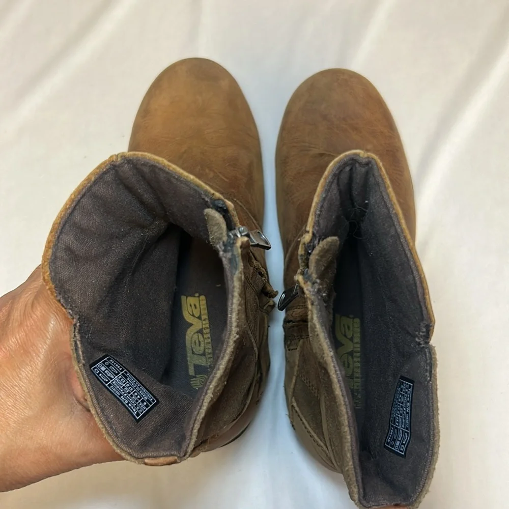 NEW Teva Zip Closure Camel Leather Suede Ankle Boots Women’s Size 6 - Picture 15 of 16